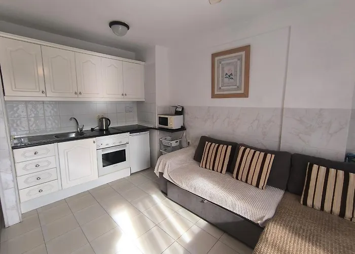 Апартаменты Compostela Family Garden *